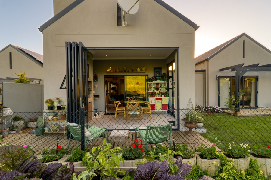 3 Bedroom Property for Sale in Aan de Wijnlanden Western Cape